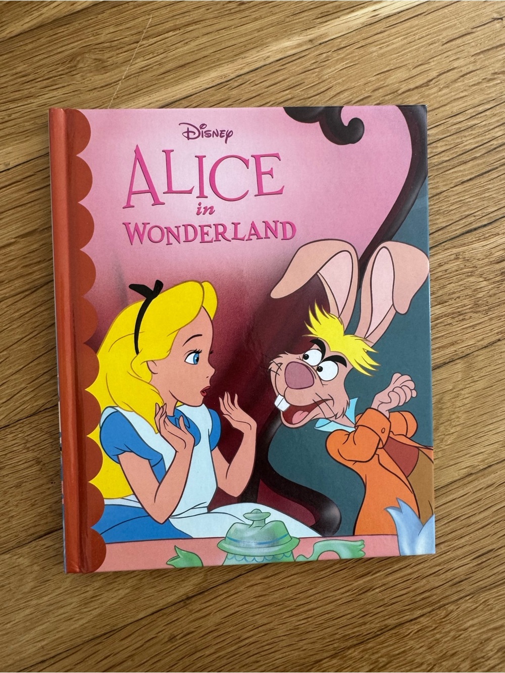 Disney Alice in Wonderland First Box Set Edition Book 2 Hardcover Book